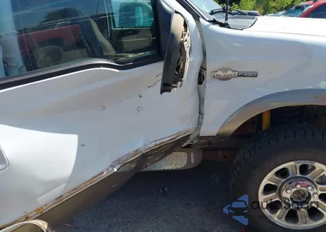 2007 Ford F-250 Lariat/Xl/Xlt z USA, uszkodzony, nr VIN 1FTSW21547EB40790